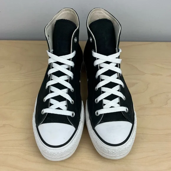 Converse Women’s Size 10.0 All Star Chuck Taylor Hi Platform Shoes Black & White - Picture 4 of 11